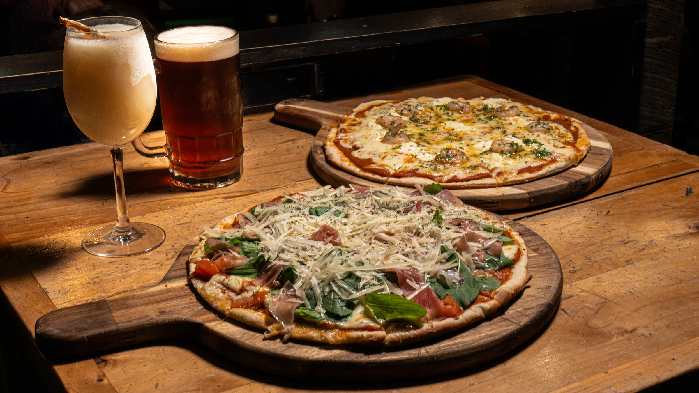 Pizzas y tragos en Tres Valles